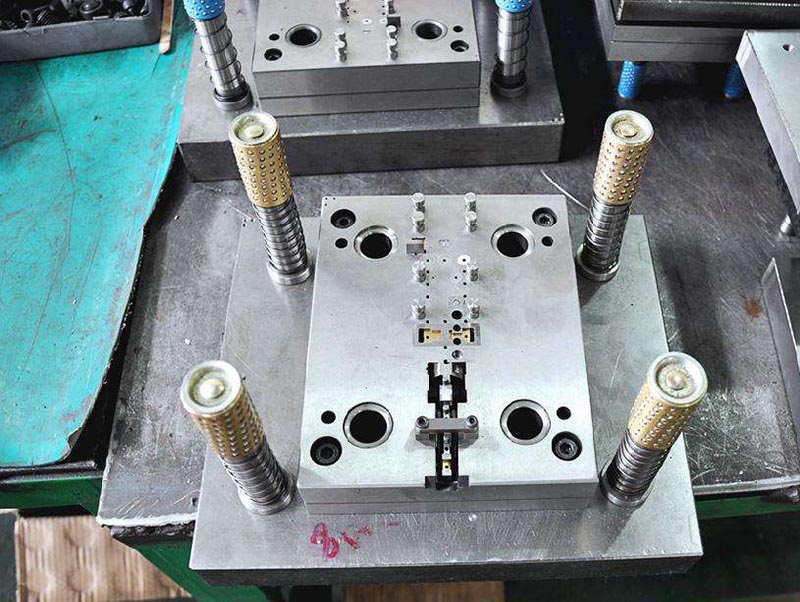 孟村模具制造-01